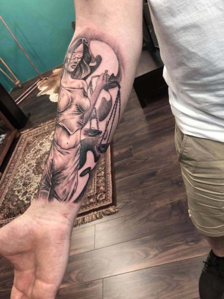 female-justice-tattoo