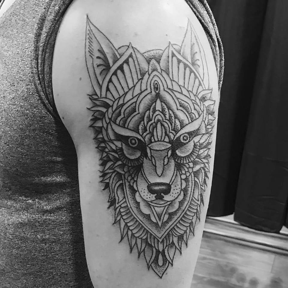 wolf-dotwork-tattoo