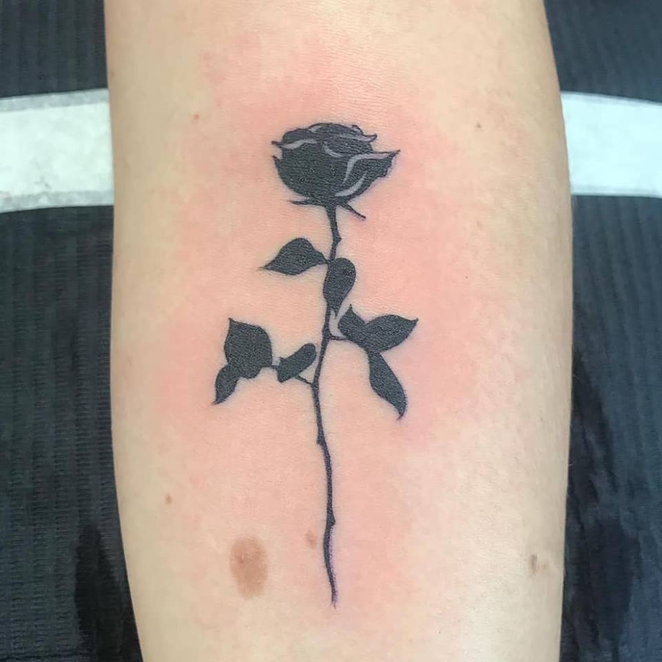 Discover 80 black roses tattoo best  thtantai2